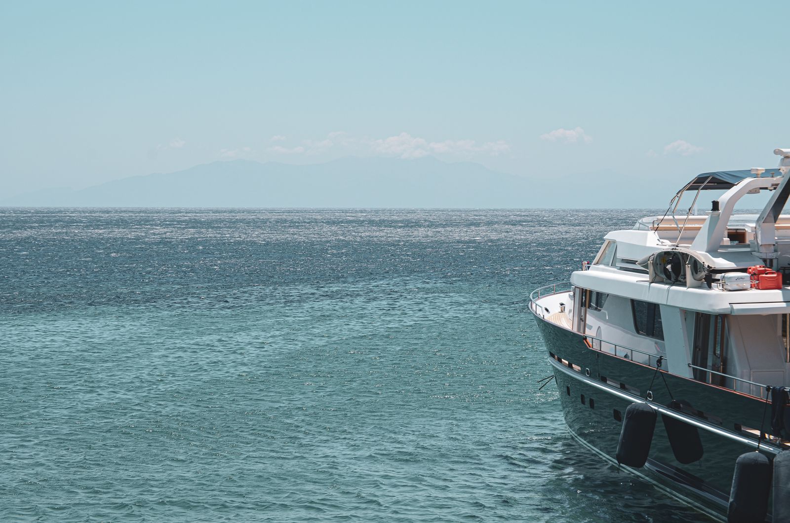 How to Avoid Hidden Costs on a Corfu Yacht Charter